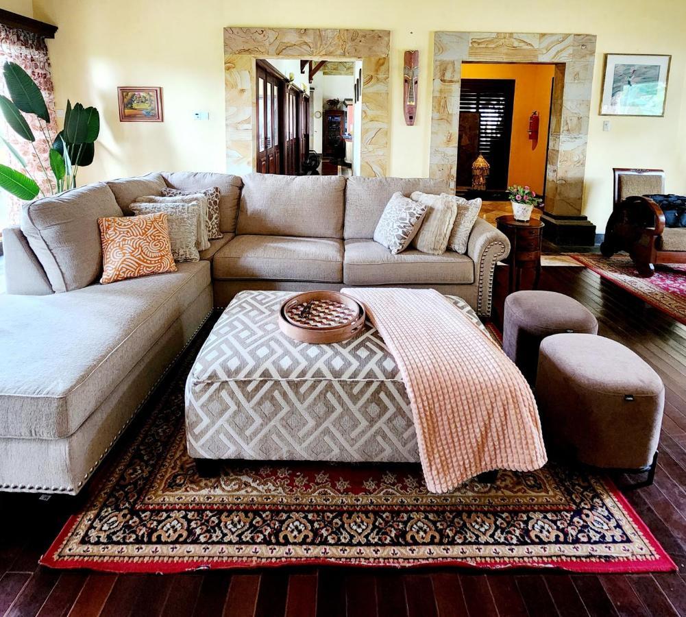Balinese Villa In בראסטגי מראה חיצוני תמונה