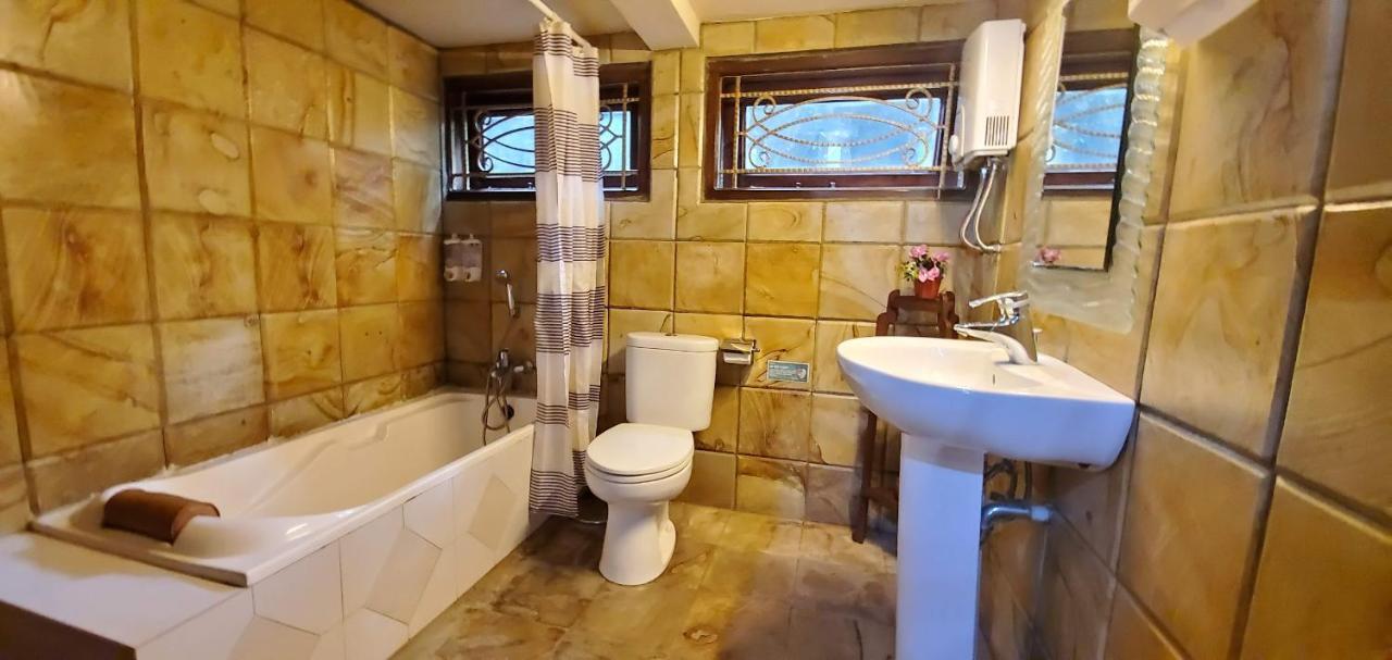 Balinese Villa In בראסטגי מראה חיצוני תמונה