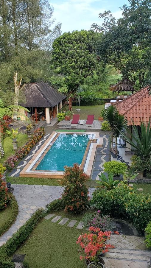 Balinese Villa In בראסטגי מראה חיצוני תמונה